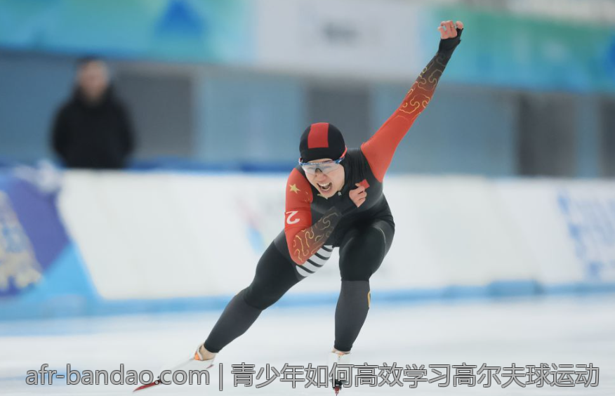青少年如何高效学习高尔夫球运动